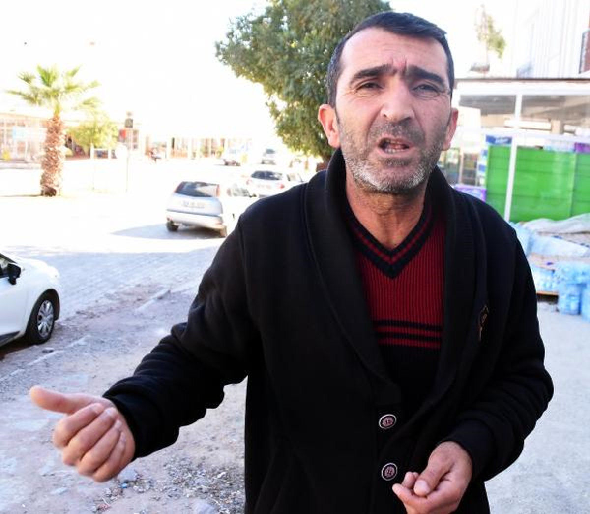 Paralarını Alamadıklarını İleri Süren İşçiler İntihara Kalkıştı