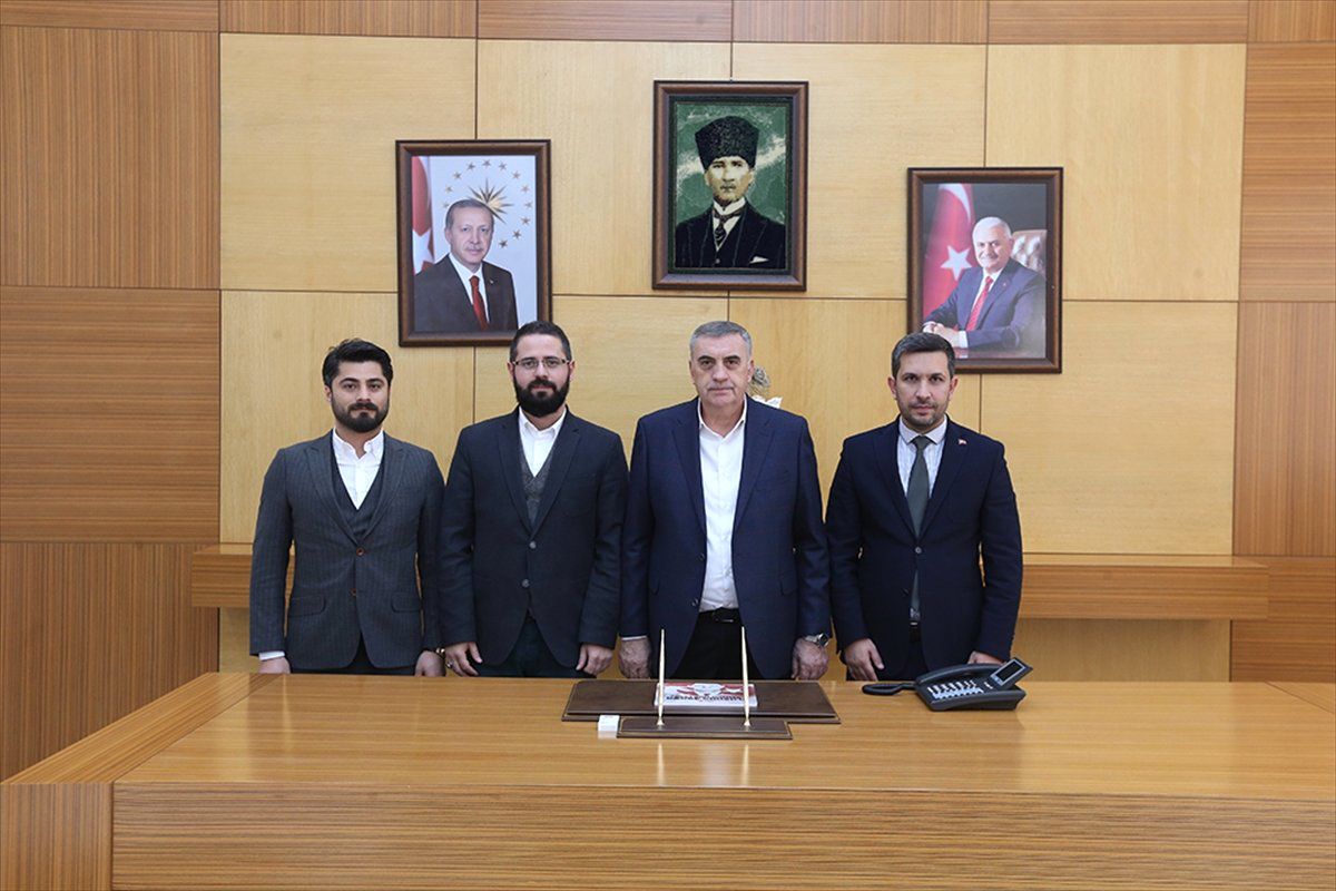 Sakarya Büyükşehir Belediye Başkanı Toçoğlu\'na Ziyaret