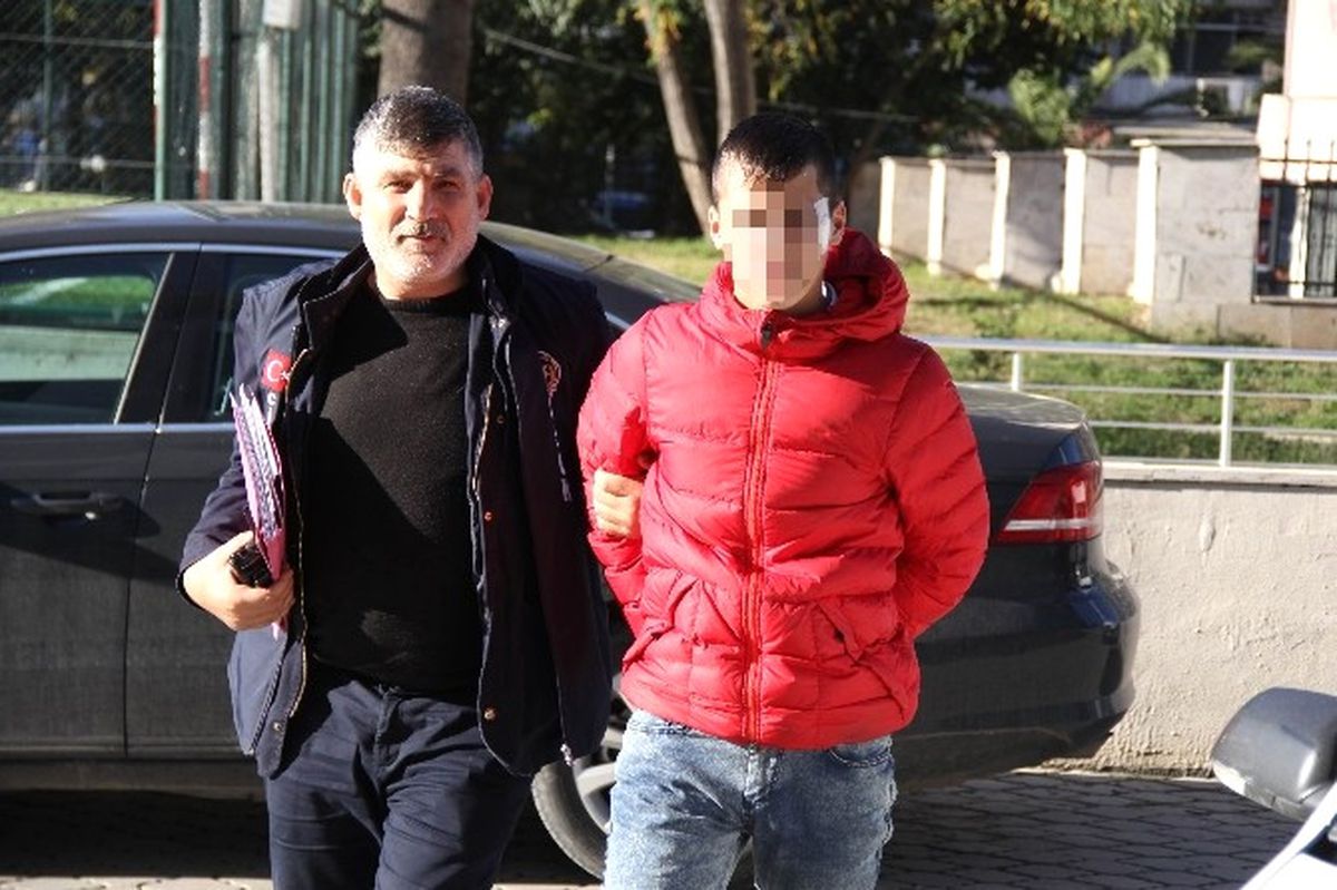 Samsun\'da 2 Kişiyi Bıçaklayan Genç Yakalandı