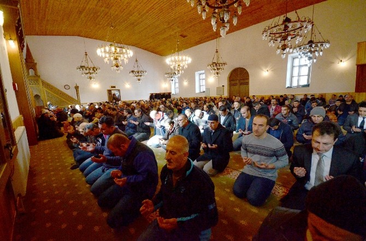 Sarıkamış\'ta Şehit Kaymakam Safitürk İçin Mevlit Okutuldu