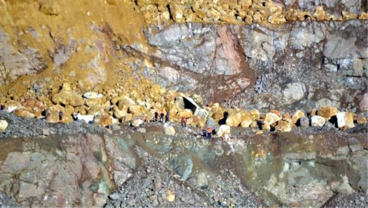 Siirt\'te Bakır Madeninde Facia; 4 İşçi Öldü, 12 İşçi Aranıyor (5)