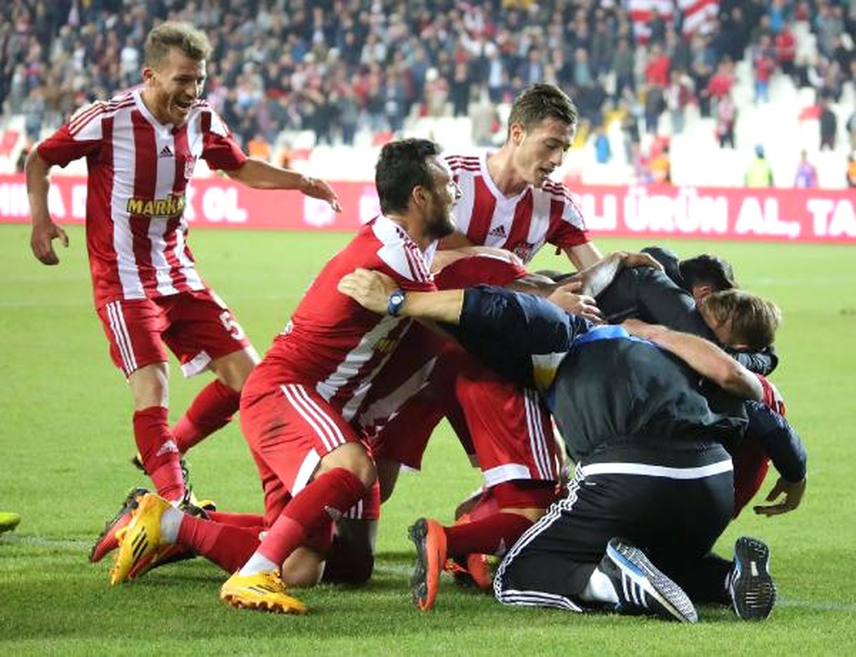 Sivasspor İlk Defa Ümraniyespor Karşısında