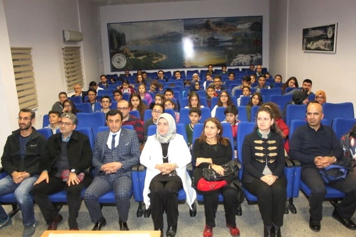Van\'da \'Açık Kapı\' Semineri