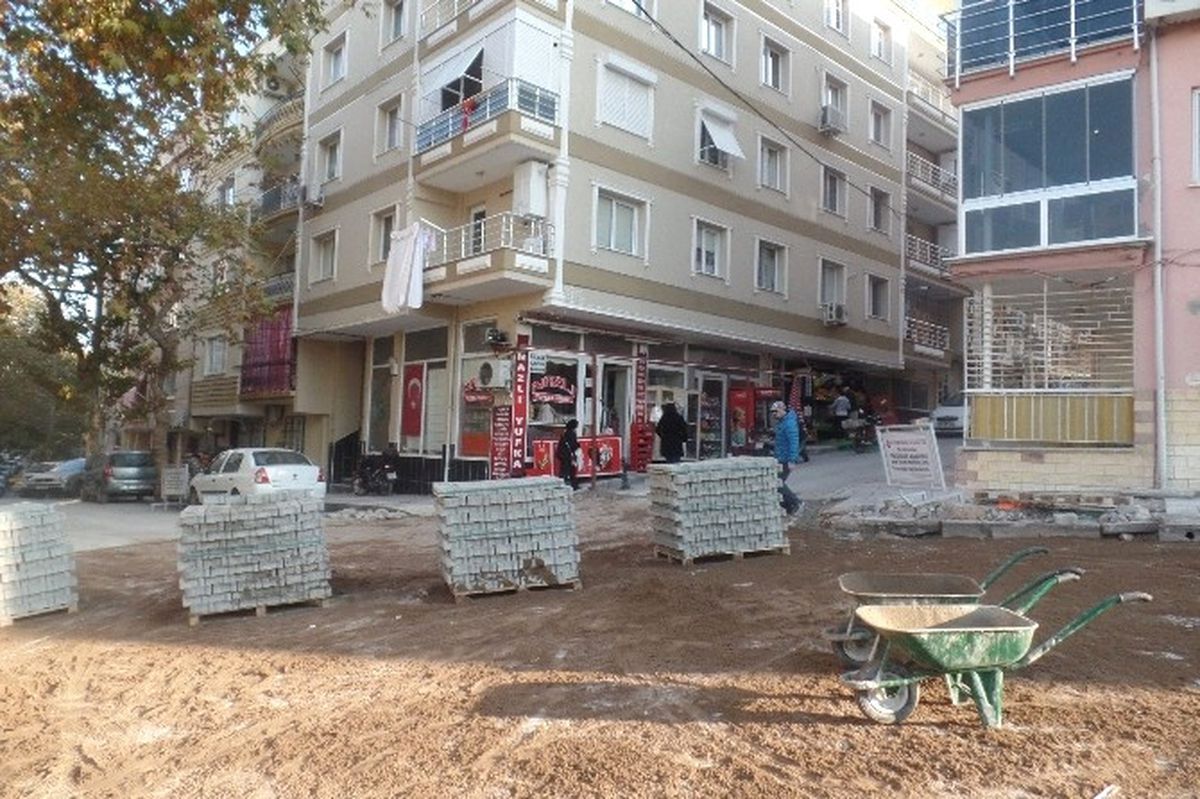Vatandaşlardan Şehzadeler\'e Yol Teşekkürü