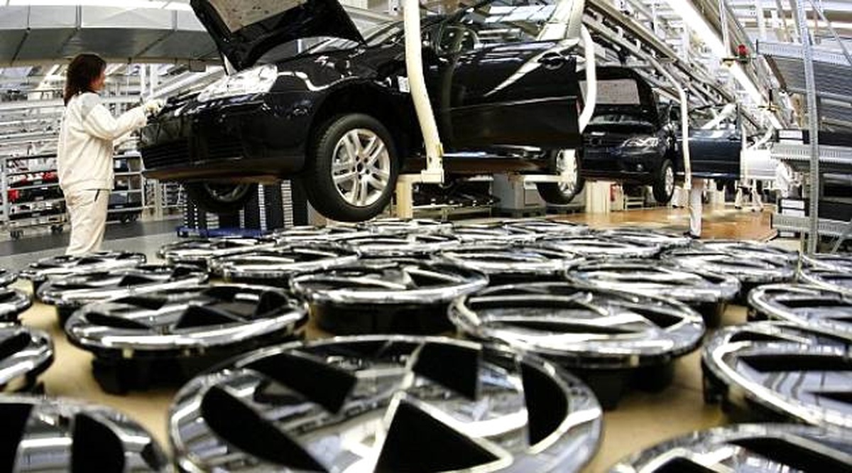 Volkswagen Binlerce Kişiyi İşten Çıkartacak