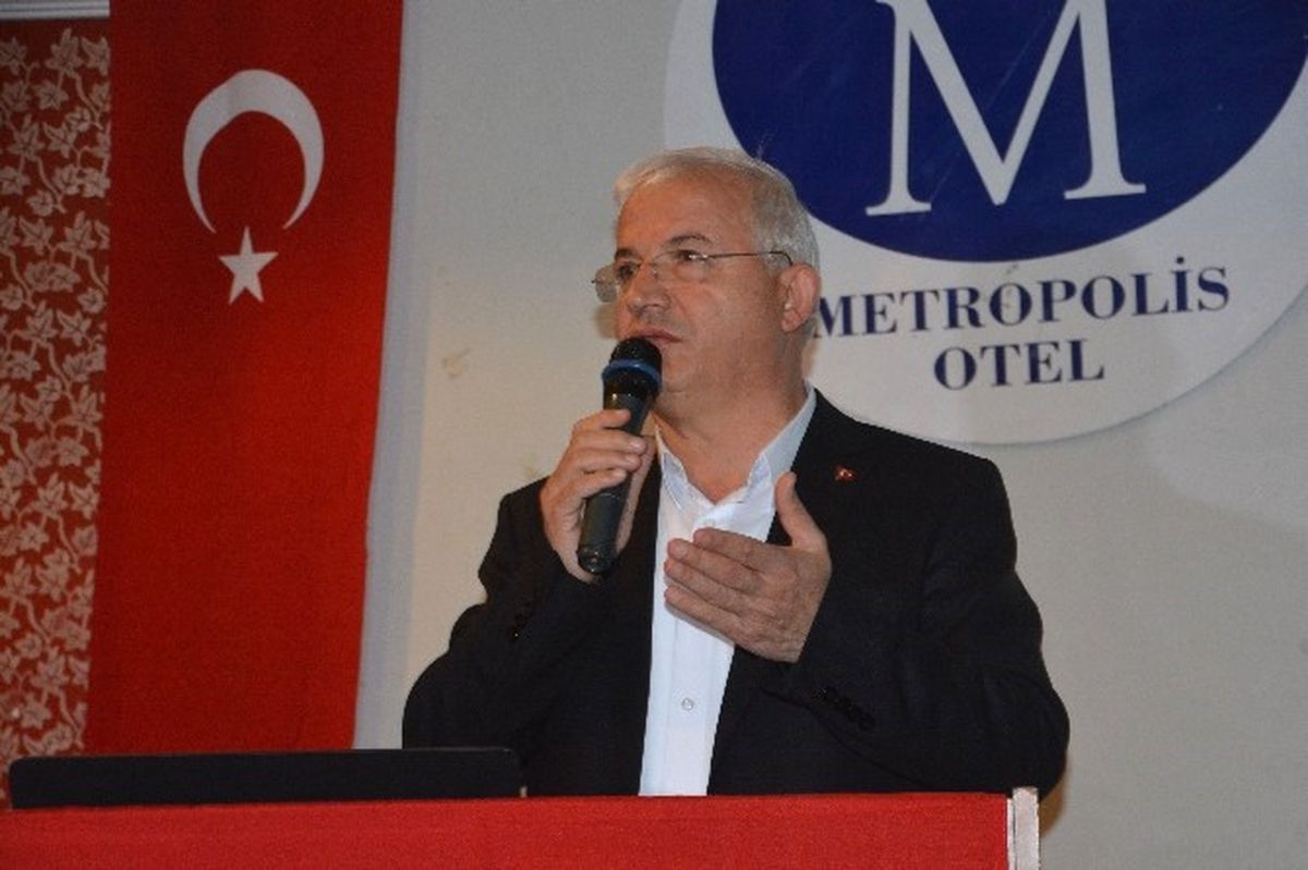 61 İlin İhracatını Geçen Torbalı\'da Trafik Sorunu Ele Alındı