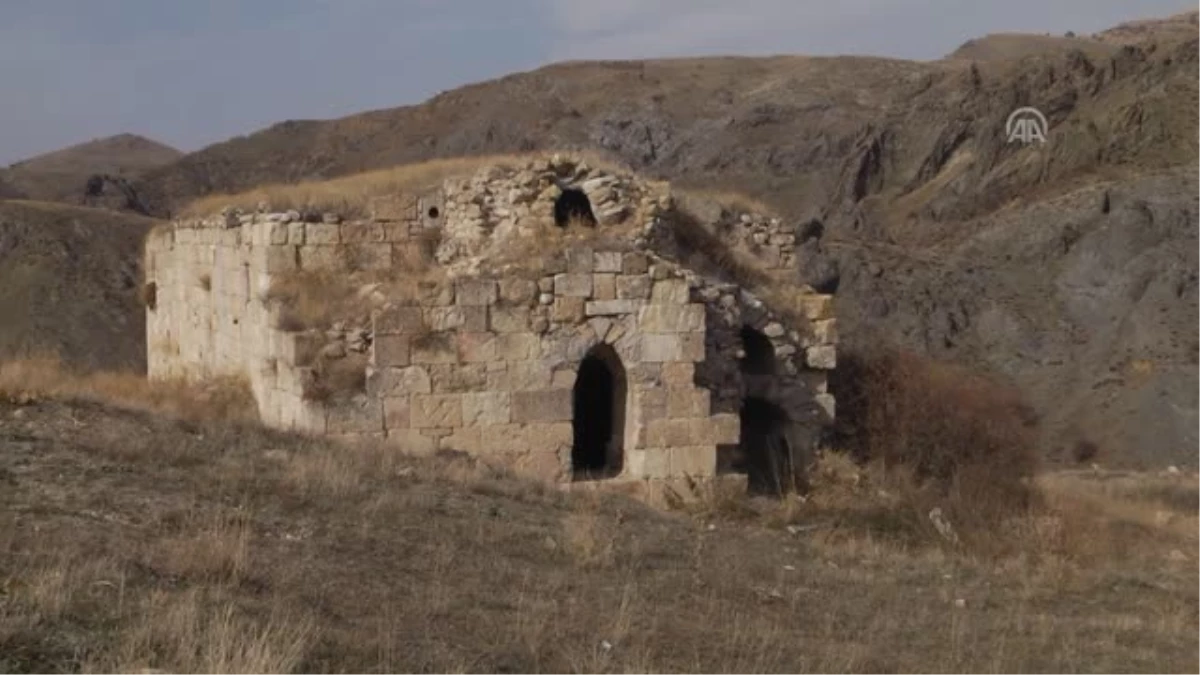 800 Yıllık Kilise Onarılmayı Bekliyor - Sivas