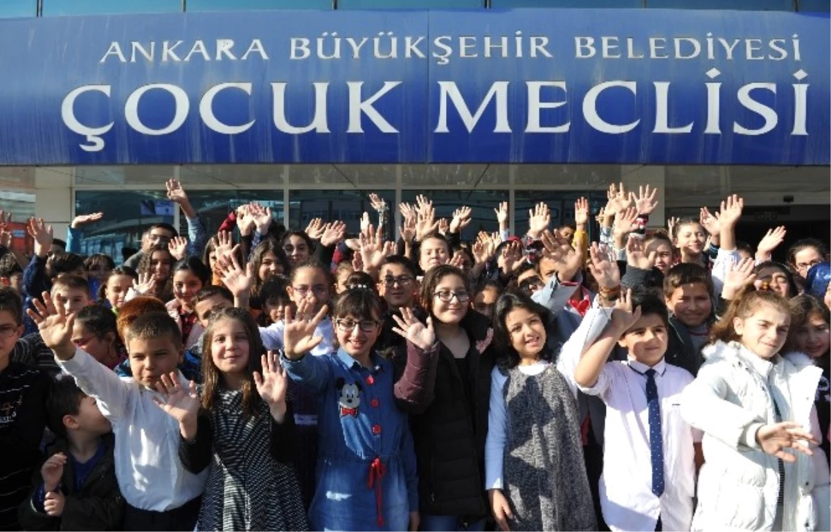 Ankara Büyükşehir Belediyesi Çocuk Meclisi\'nde Seçim Heyecanı Yaşandı