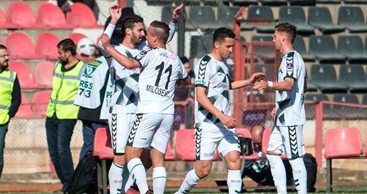 Atiker Konyaspor, Gaziantepspor'u 3-0 Yendi