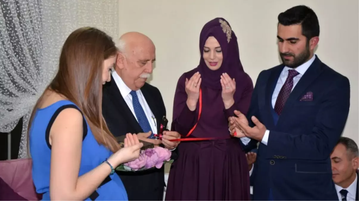 Bakan Avcı, Bilecik\'te Kız İstedi