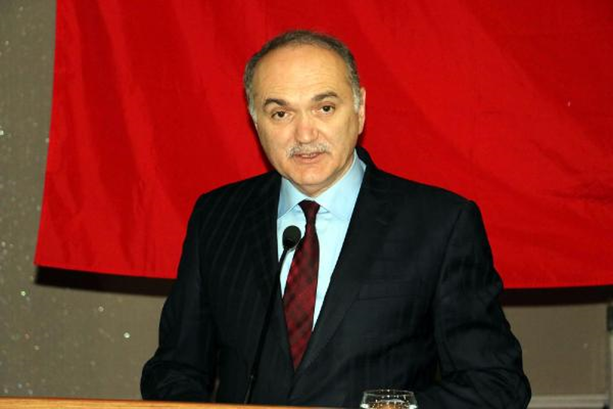 Bakan Özlü: Abdülhamit Han\'ın Rüyasını Hayata Geçireceğiz (2)