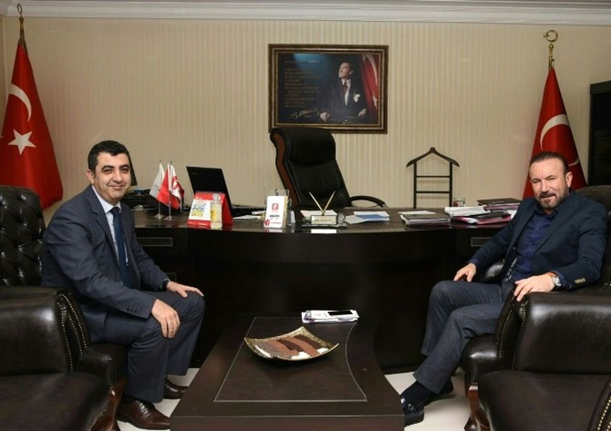 Başkan Doğan, Kocaeli Vergi Dairesi Başkanı Halil İbrahim Temiz\'i Ziyaret Etti