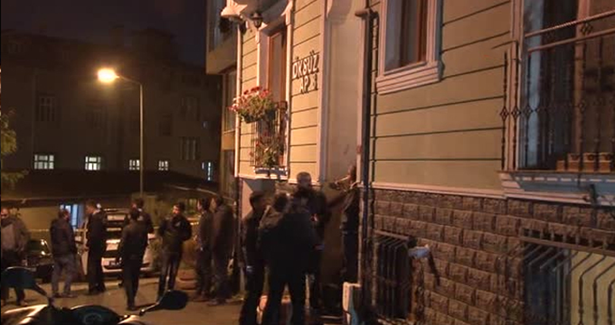 Beyoğlu'nda Silahlı Kavga: 1 Ölü, 2 Yaralı