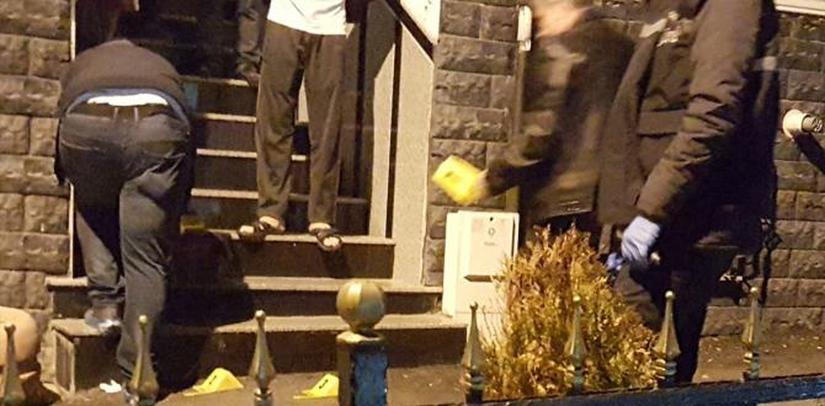 Beyoğlu\'nda Silahlı Kavga: 1 Ölü, 2 Yaralı (Geniş Haber)