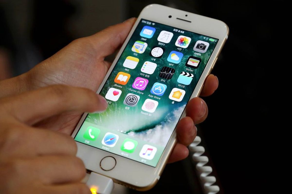 Bloomberg: Oled İphone Önümüzdeki Yıl Geliyor