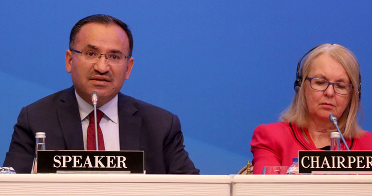 Bozdağ NATO'ya HDP'li Vekilleri Anlattı: Meydan Okudular, Hukukun Gereği Yapıldı