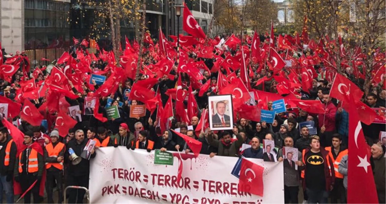 Berlin ve Brüksel\'deki Türklerden Teröre Ortak Tepki
