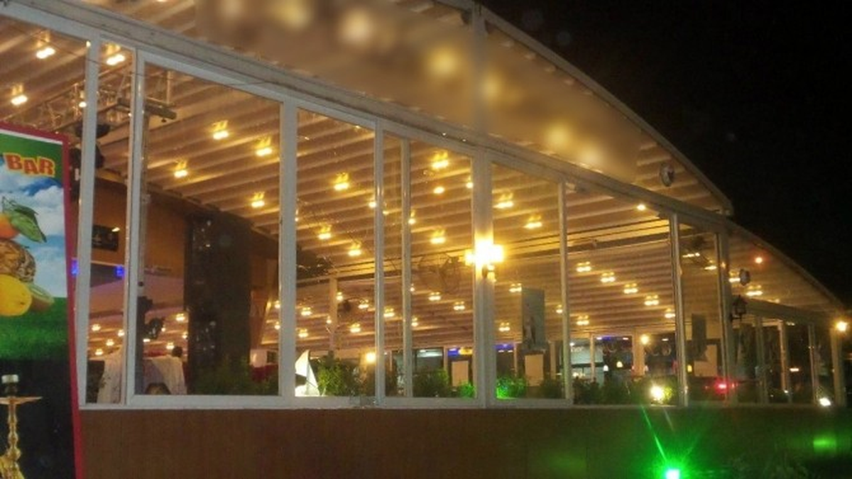 Diyarbakır\'da Aleyna Tilki Konserine Eyp\'li Saldırı: 6 Yaralı