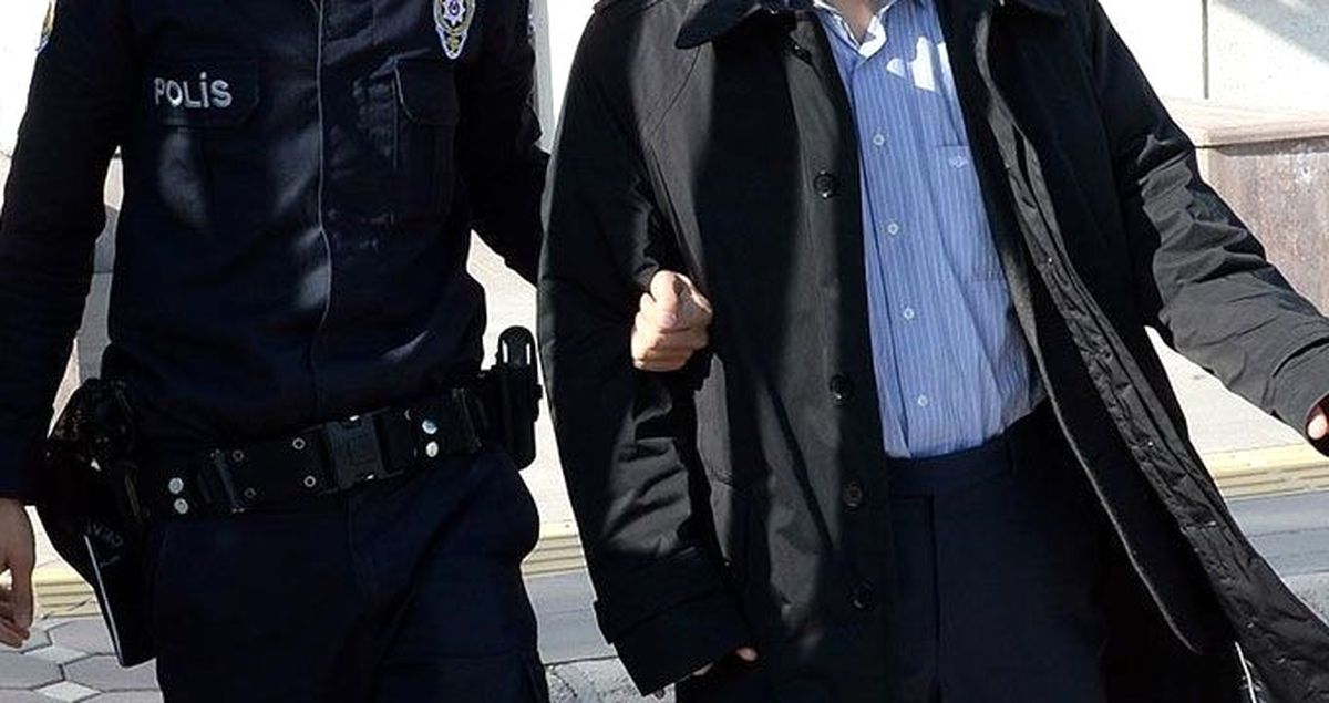 FETÖ'den Tutuklanan Öğretmen Cezaevinde Kendini Astı