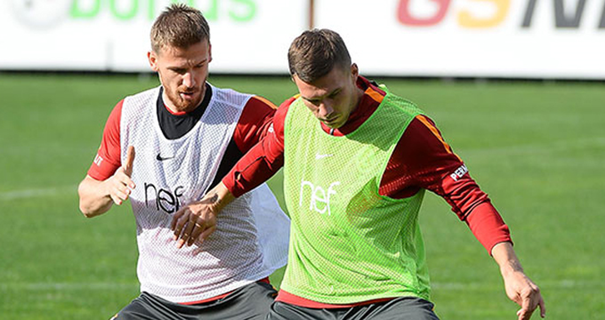 Galatasaray'da 3 Futbolcu Antrenmana Çıkacak
