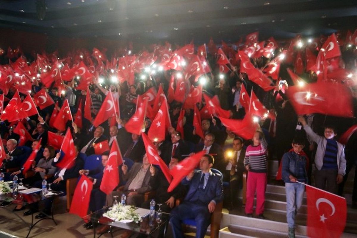 Gaziler Isparta\'da 15 Temmuz Gecesini Anlattı