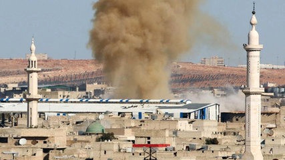 Halep\'te Yine Hastaneler Bombalandı: En Az 27 Ölü
