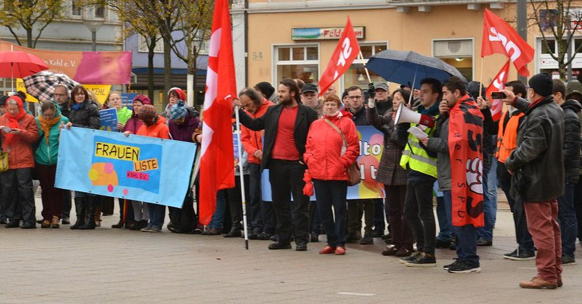 Irkçı Alman Partisi Kehl\'de Protesto Edildi