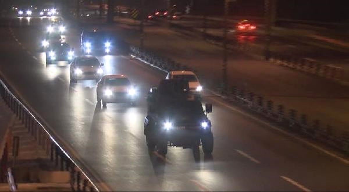 İstanbul'da Şafak Vakti Narkotik Operasyonu: Uyuşturucu ve Tüfekler Yakalandı