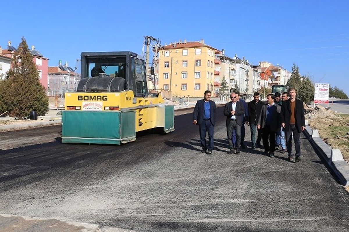 Karaman\'da Asfaltlama Çalışmaları Sürüyor