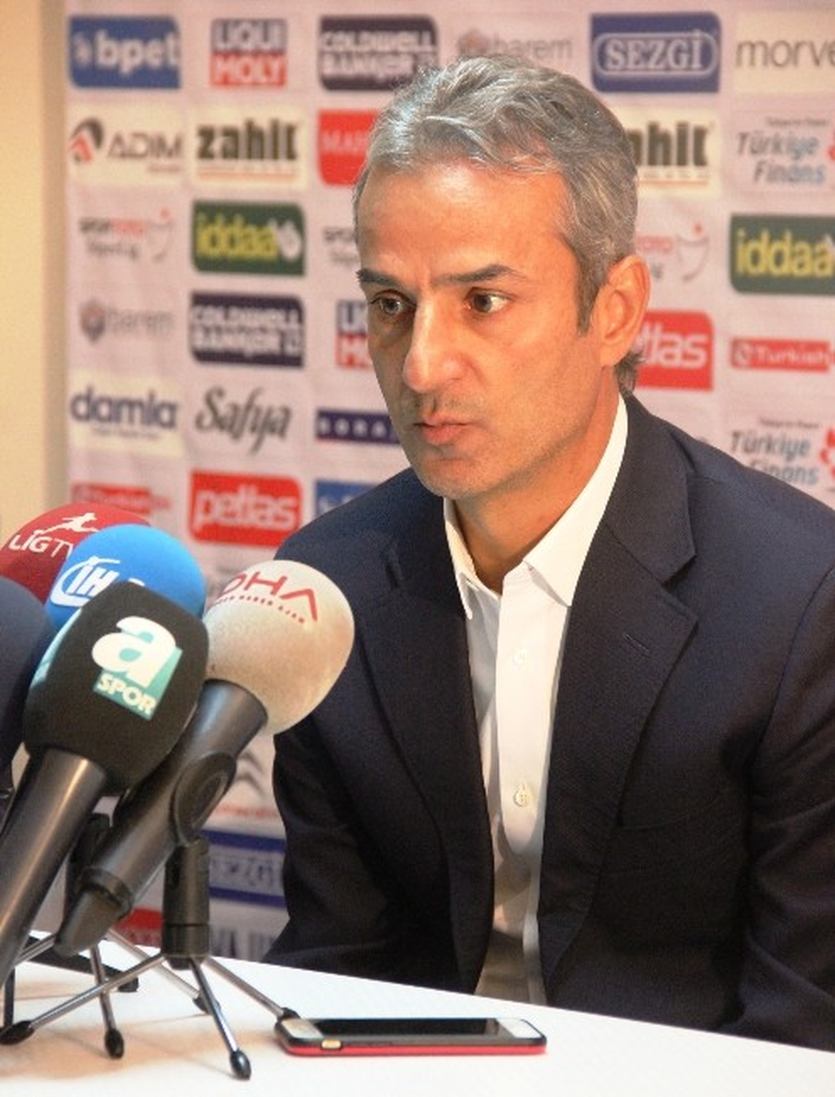 Kartal: "Basit Goller Yiyoruz"