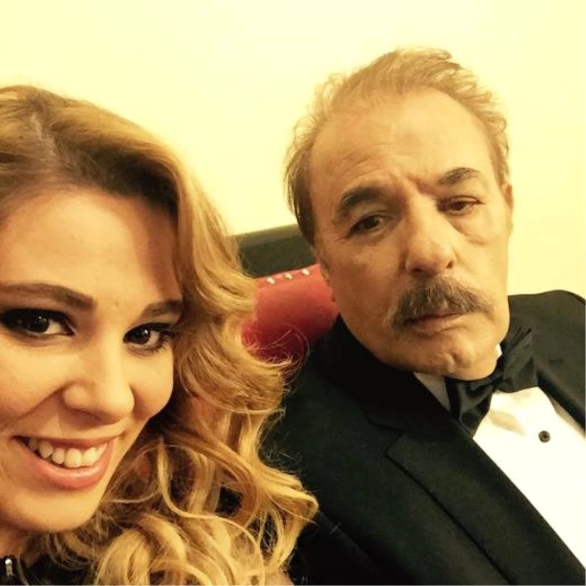 Tuğçe Tayfur'un Albümü Çalındı