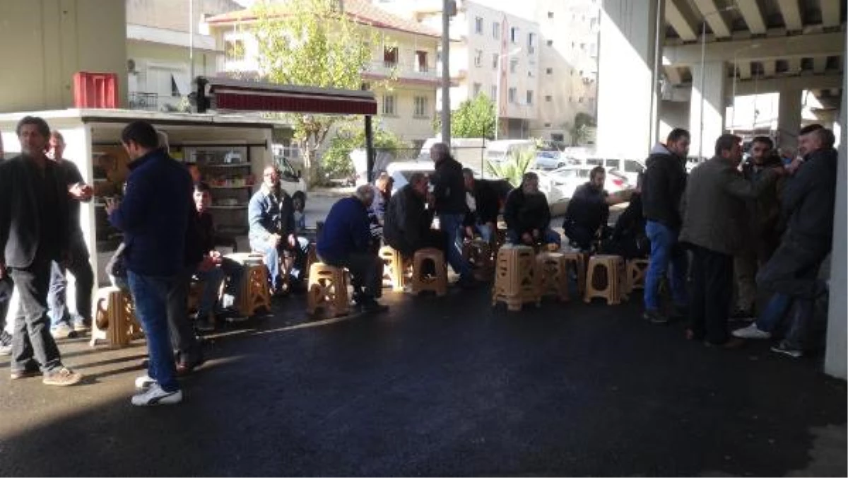 Üçkuyular Pazarında Tahsis Ücreti Krizi