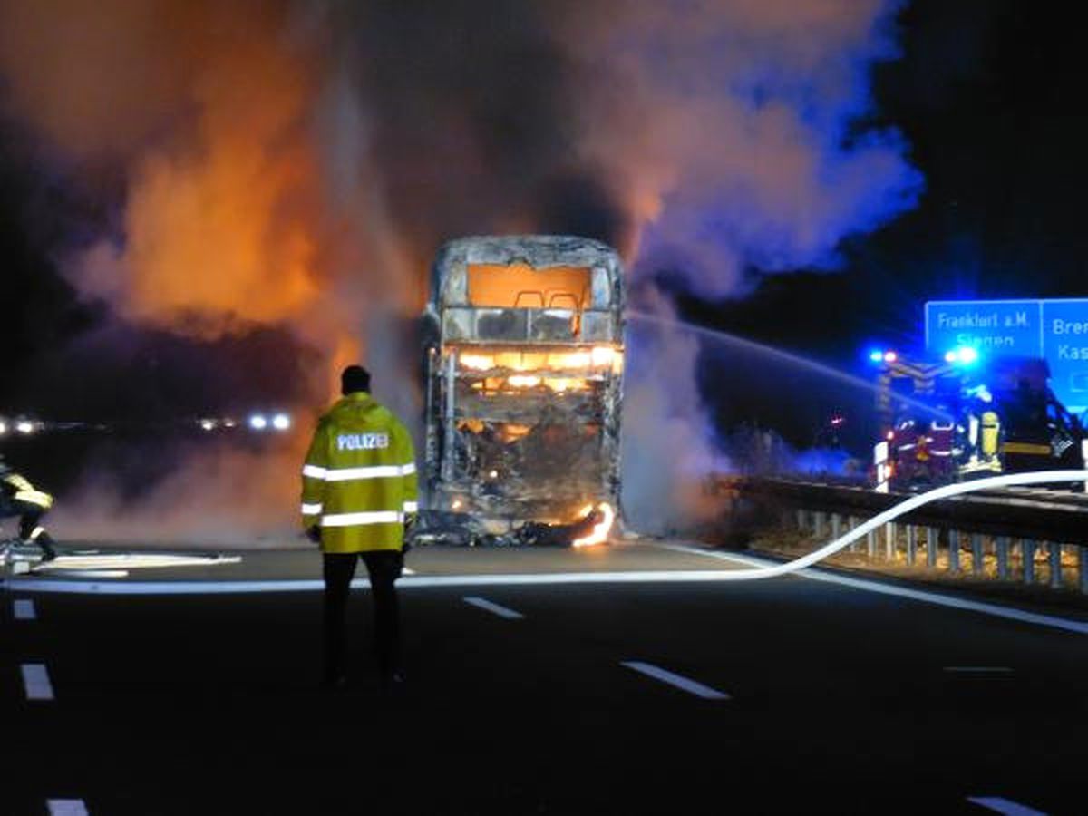 Bayern Münih Taraftarını Taşıyan Otobüste Seyir Halindeyken Yangın Çıktı
