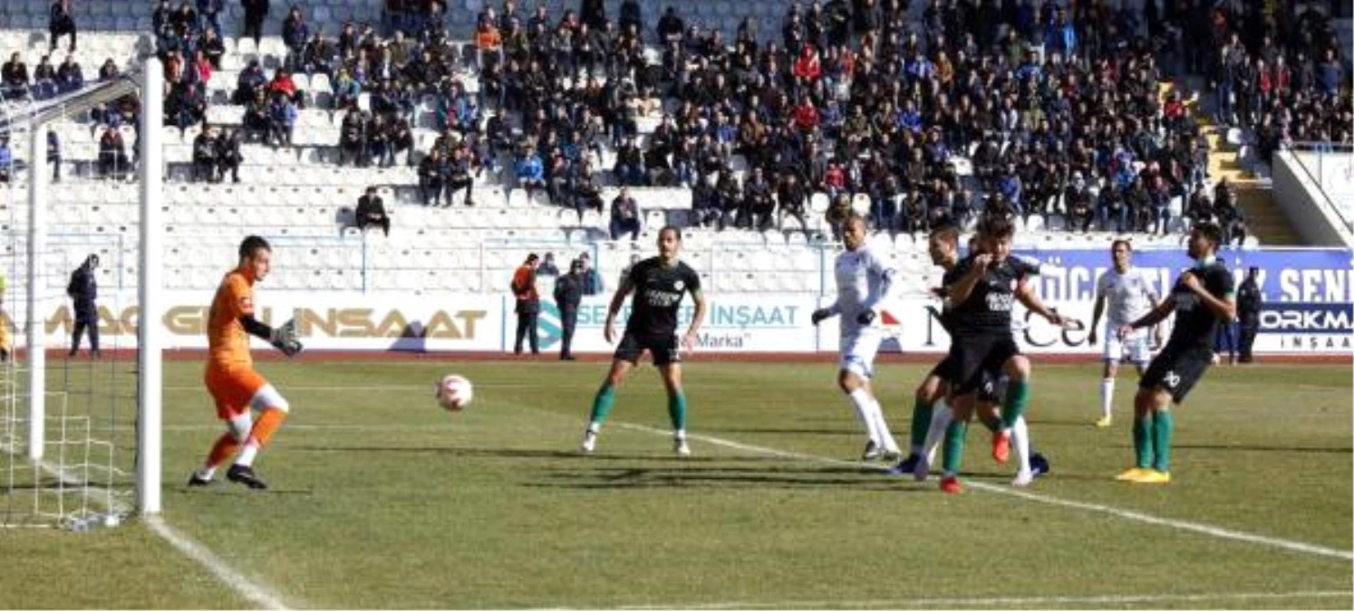 Büyükşehir Belediye Erzurumspor-Anadolu Üskürdar: 3-1