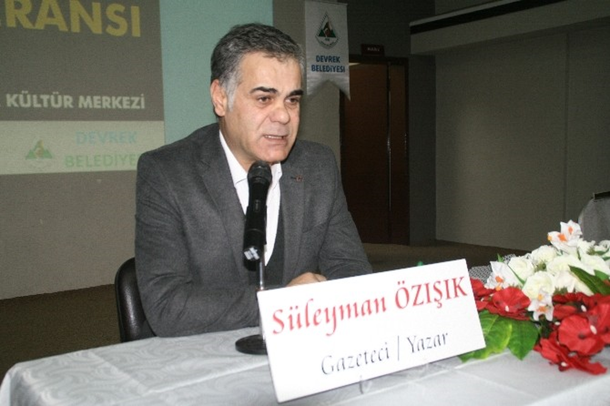 Devrek\'te "15 Temmuz Yeniden Dirliş" İsimli Konferans Düzenlendi