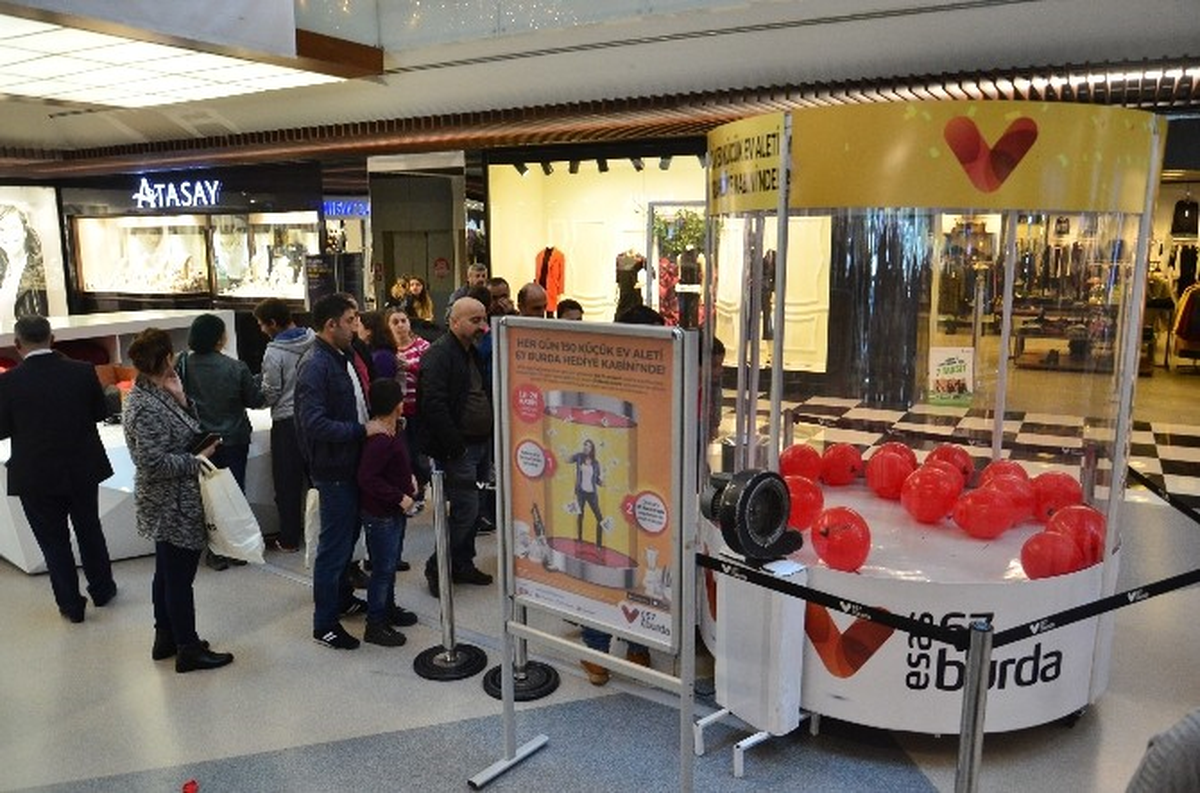 Esas 67 Burda Avm\'den Hediye Çarkı Etkinliği