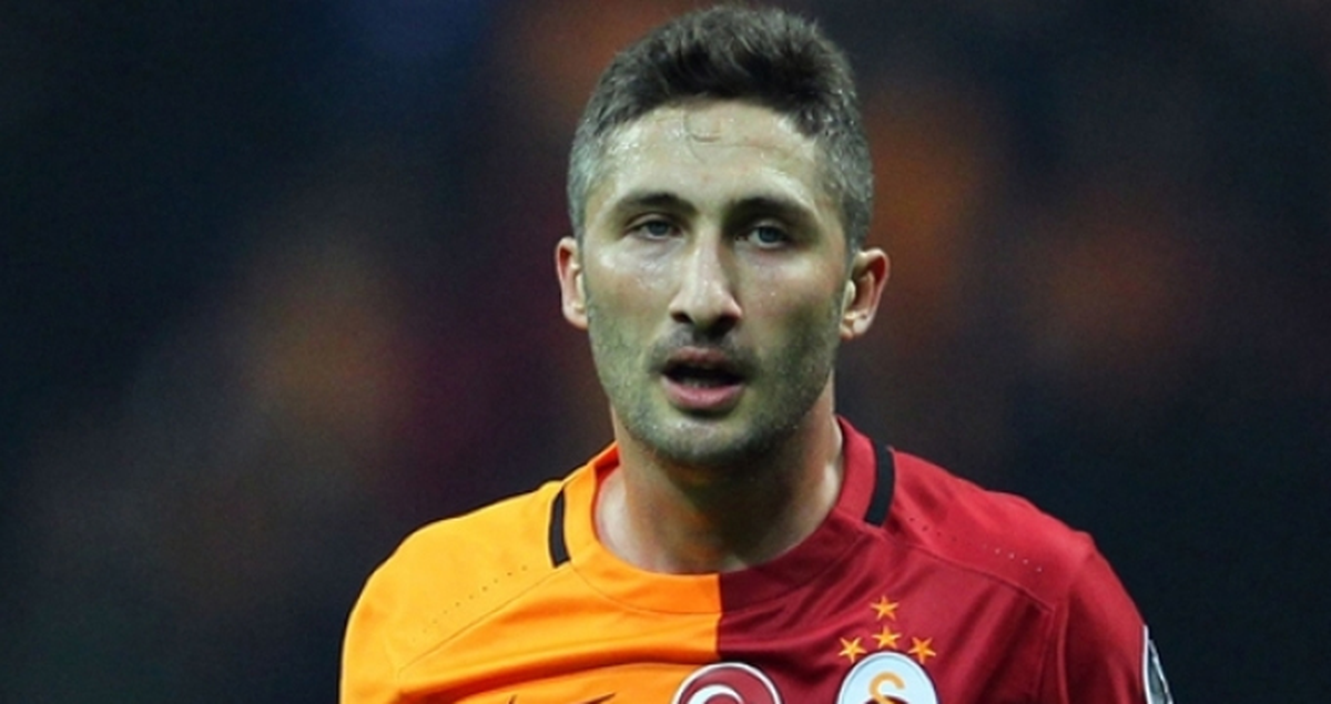 F.Bahçeli Taraftarlar, Sabri'ye Hakaret İçeren Tezahüratta Bulundular