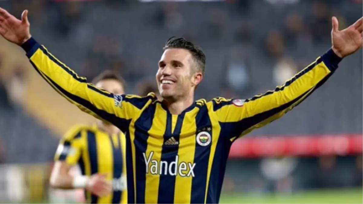 Fenerbahçeli Van Persie: "En Büyük Rüyalarımdan Biri de Bu Derbide Gol Atmaktı"