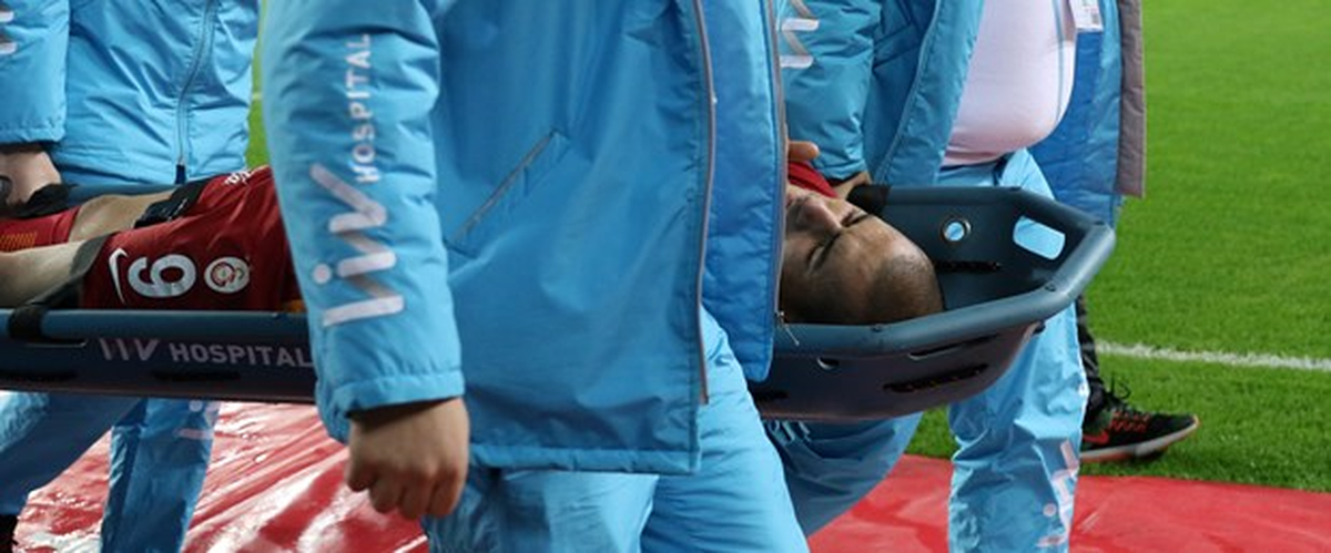 Galatasaraylı Eren Derdiyok Hastanelik Oldu