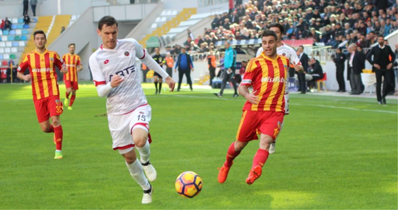 Gençlerbirliği Deplasmanda Kayserispor\'u 2-0 Yendi