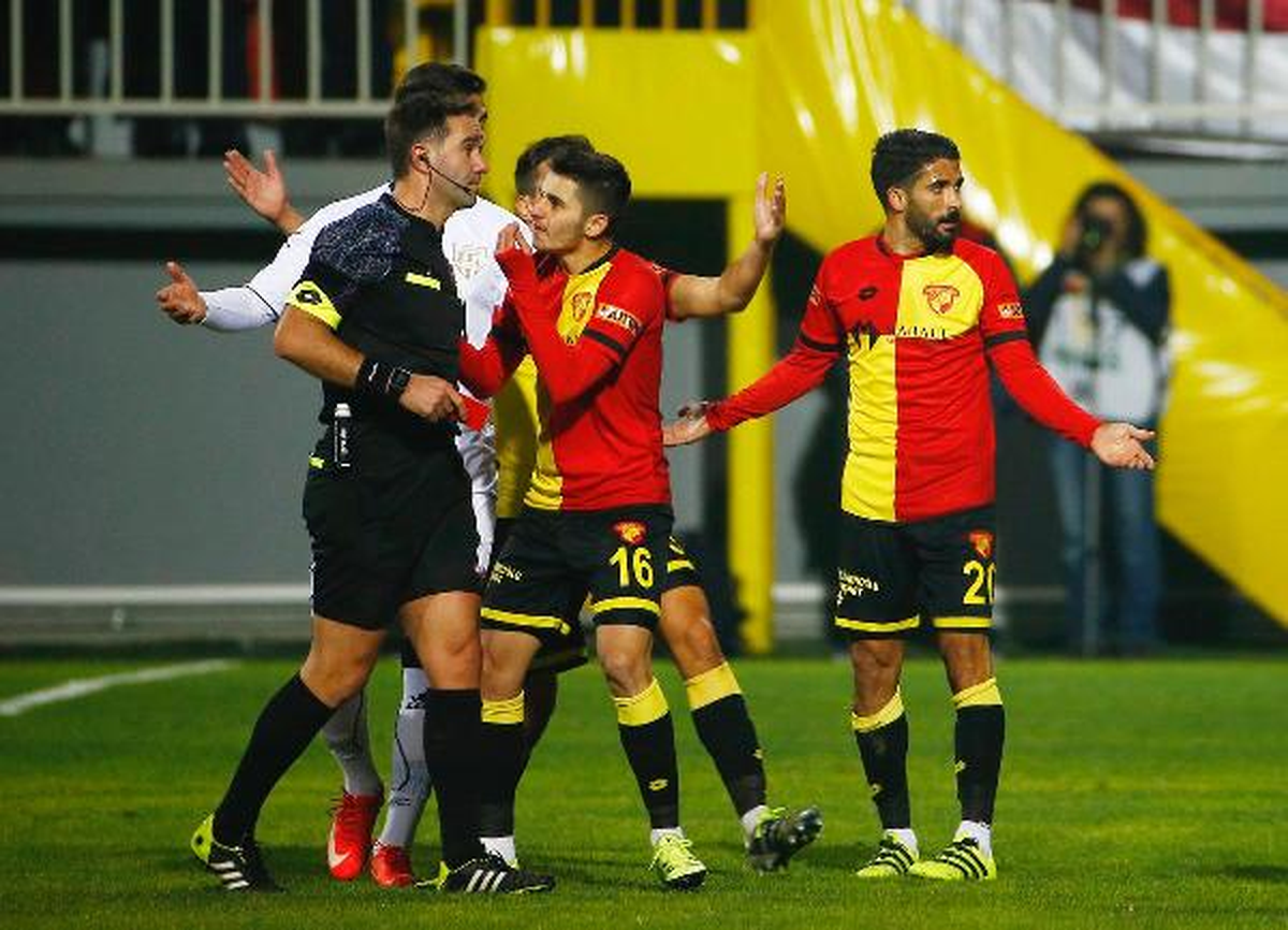 Göztepe\'de Hasar Büyük