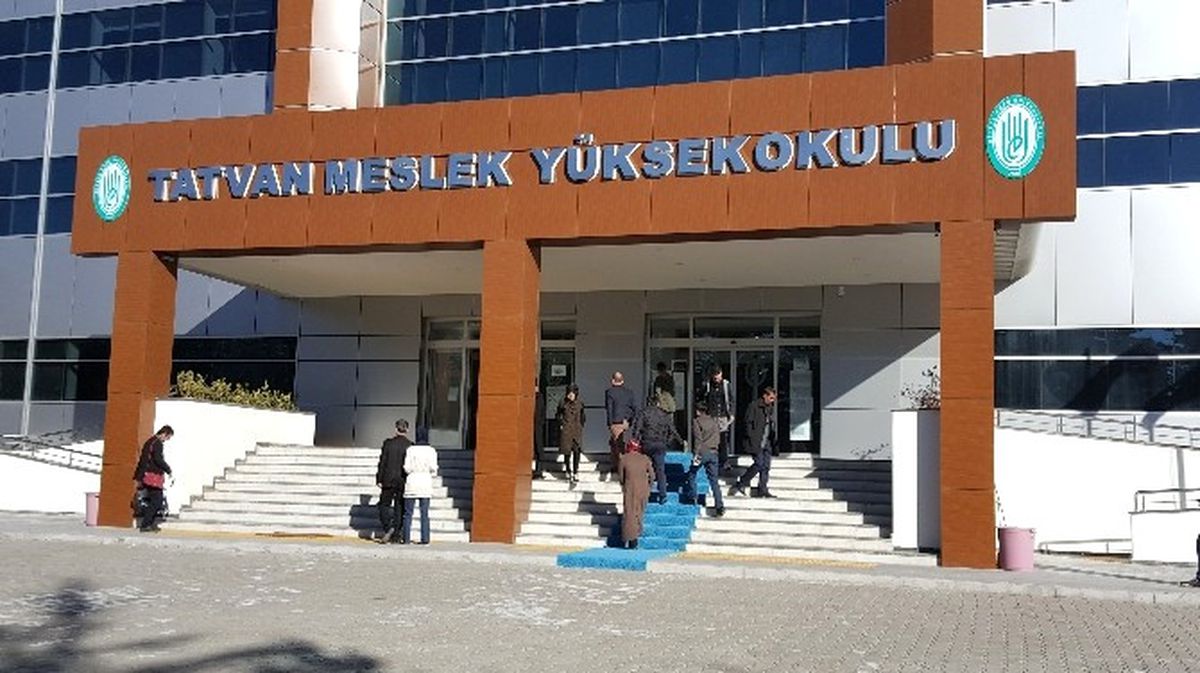 KPSS Ortaöğretim Oturumu Tatvan\'da Başladı