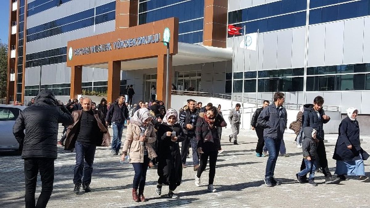 KPSS Ortaöğretim Oturumu Tatvan\'da Sona Erdi