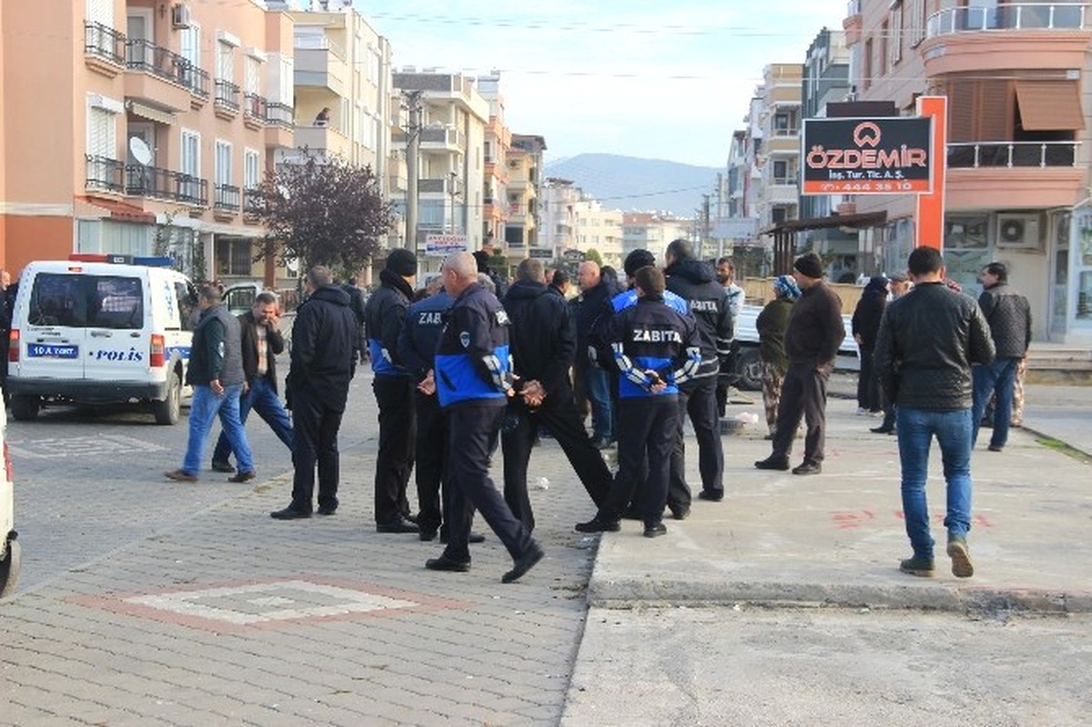 Pazarcılar Yeni Yerlerine Geçti