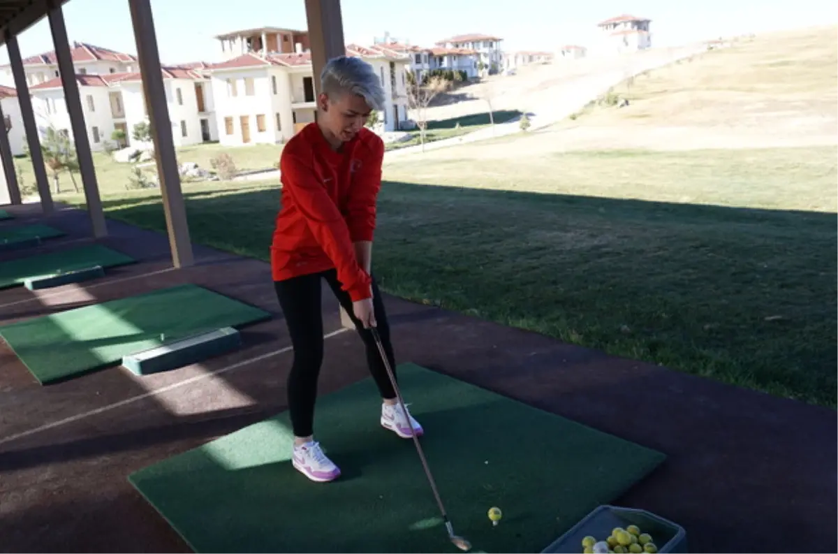 Şampiyonlar Golf Oynadı