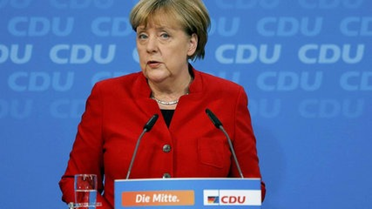 Angela Merkel Yeniden Aday Olacak