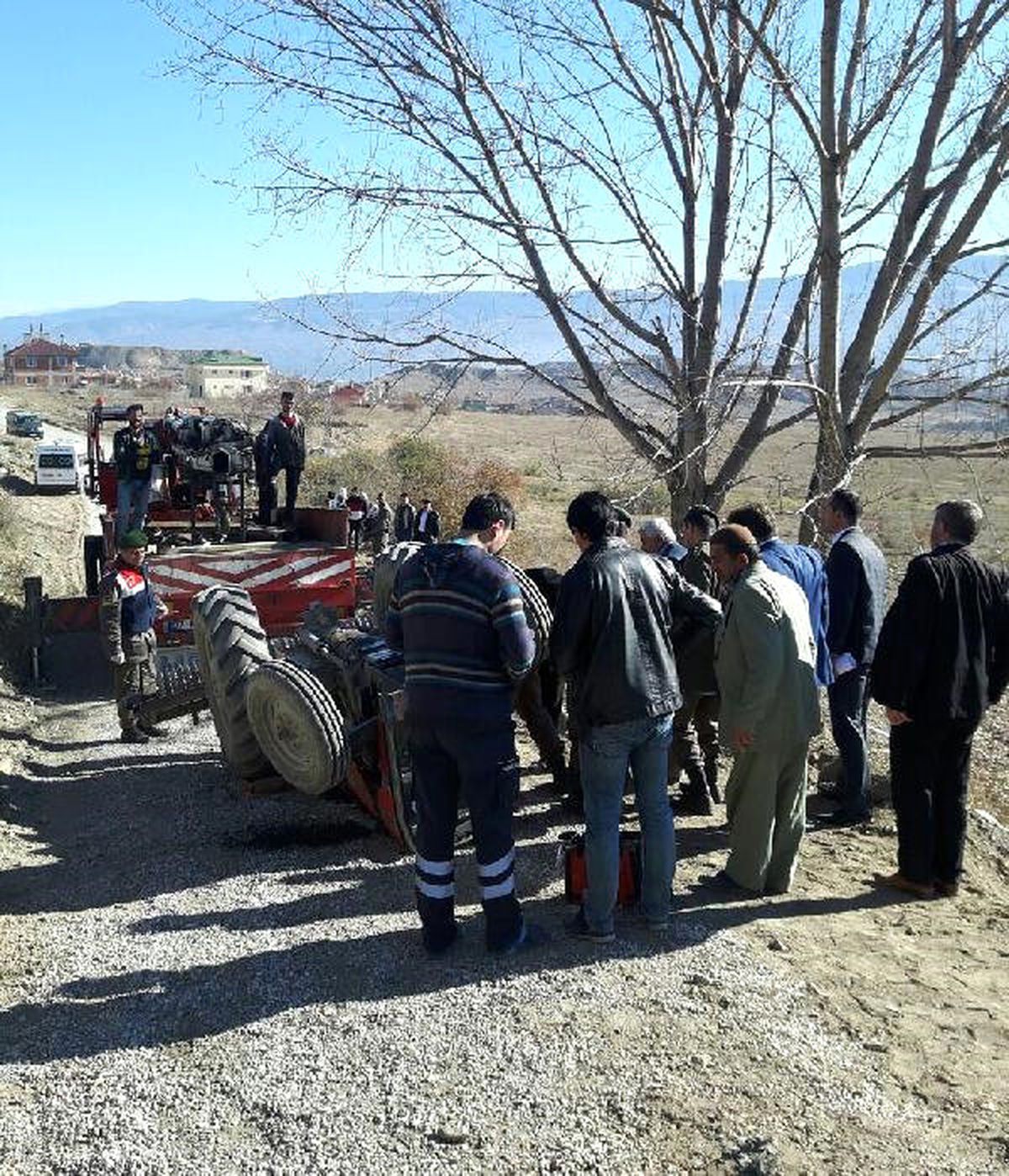 Direksiyon Başında Kalp Krizi Geçiren Traktör Sürücüsü Öldü