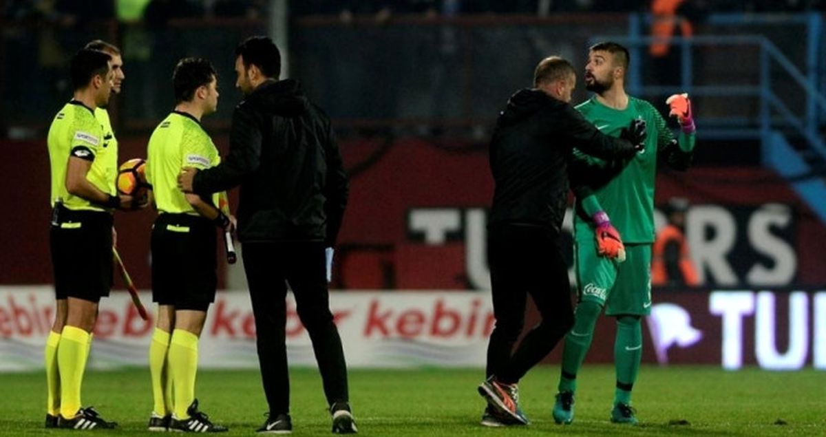 Onur Kıvrak: Ben Ömrümü Trabzonspor'a Verdim, Peşimizi Bıraksınlar