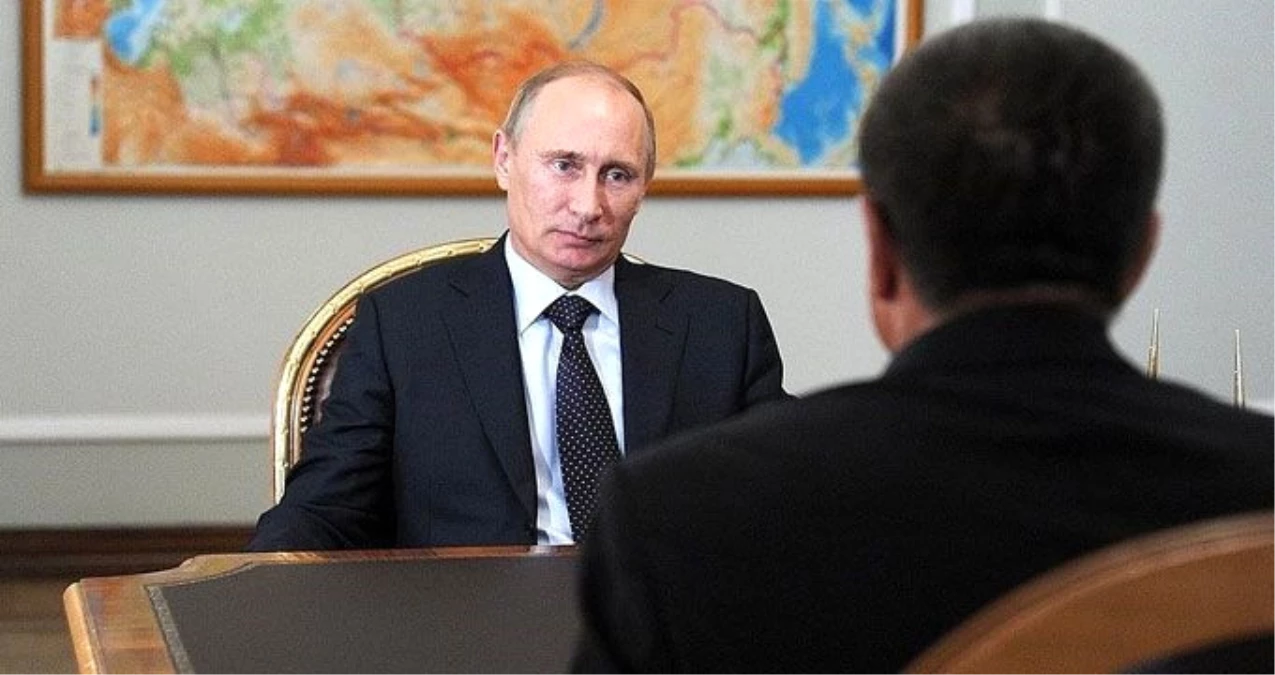 Putin, Ekonomi Bakanı\'nın Tutuklanmasını "Acı Gerçek" Olarak Nitelendirdi
