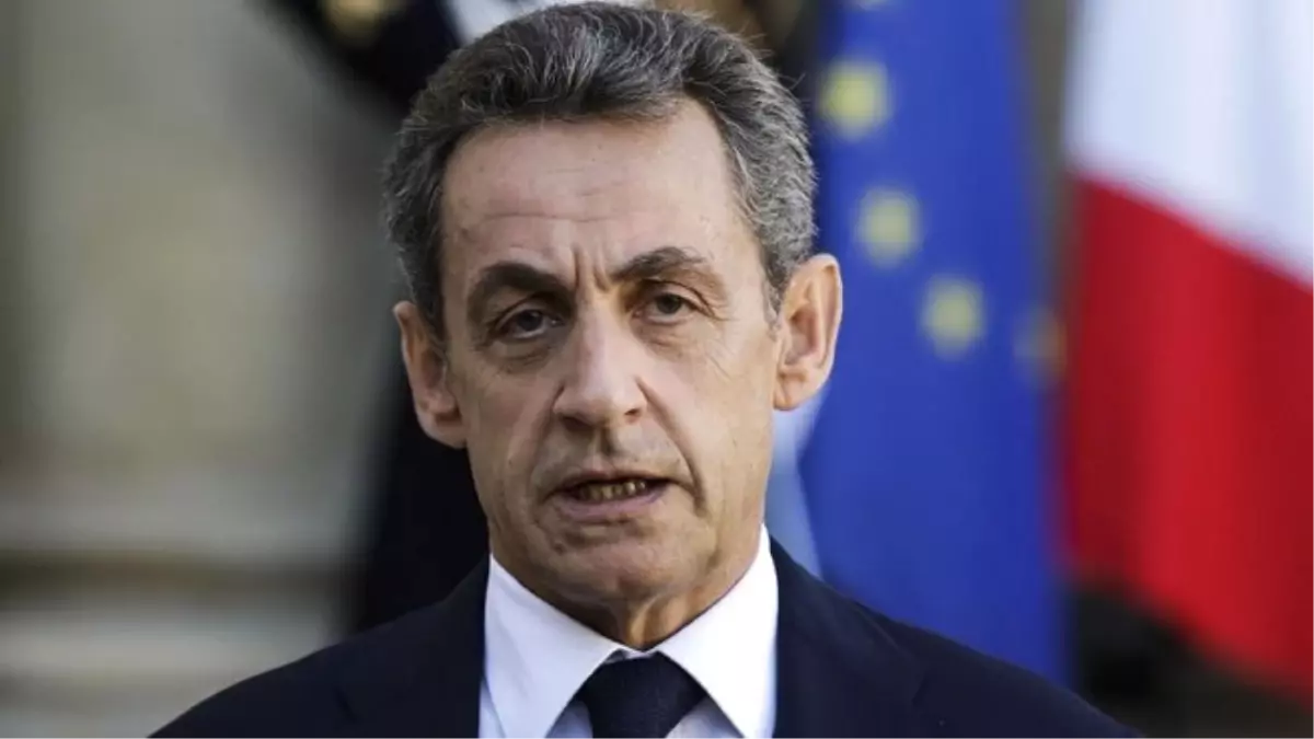 Sarkozy Seçim Yarışından Elendi